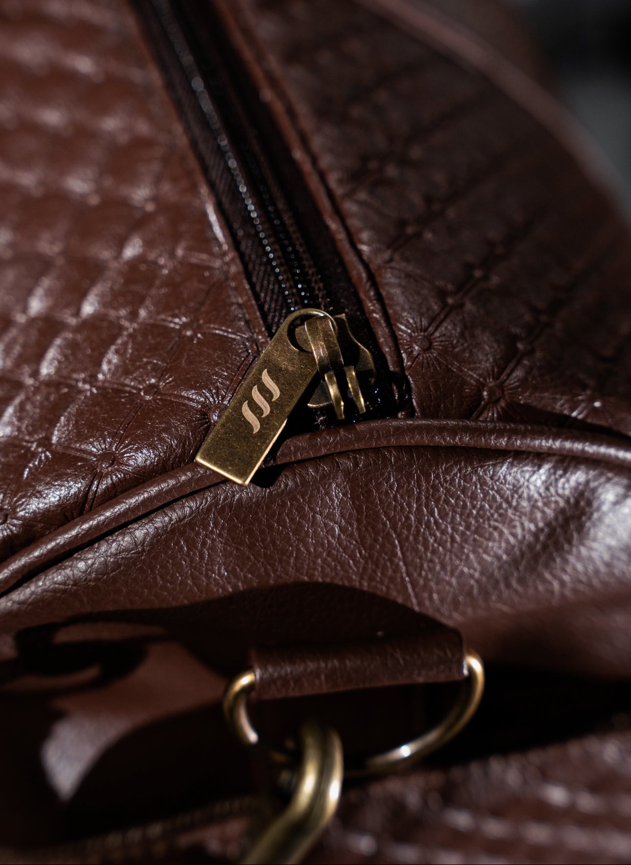 HORSE DUFFLE BAG