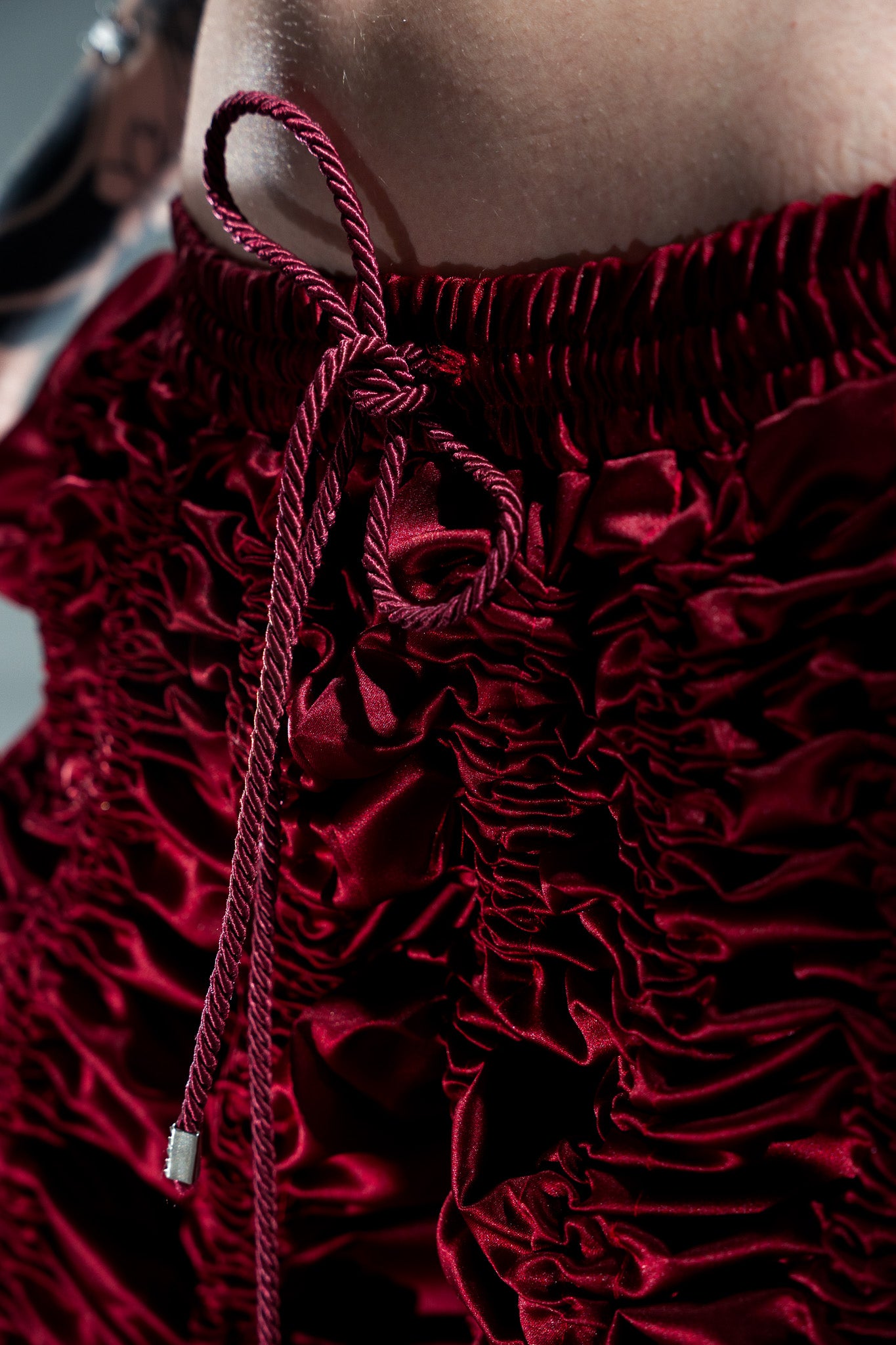 WINE RUCHED PANTS